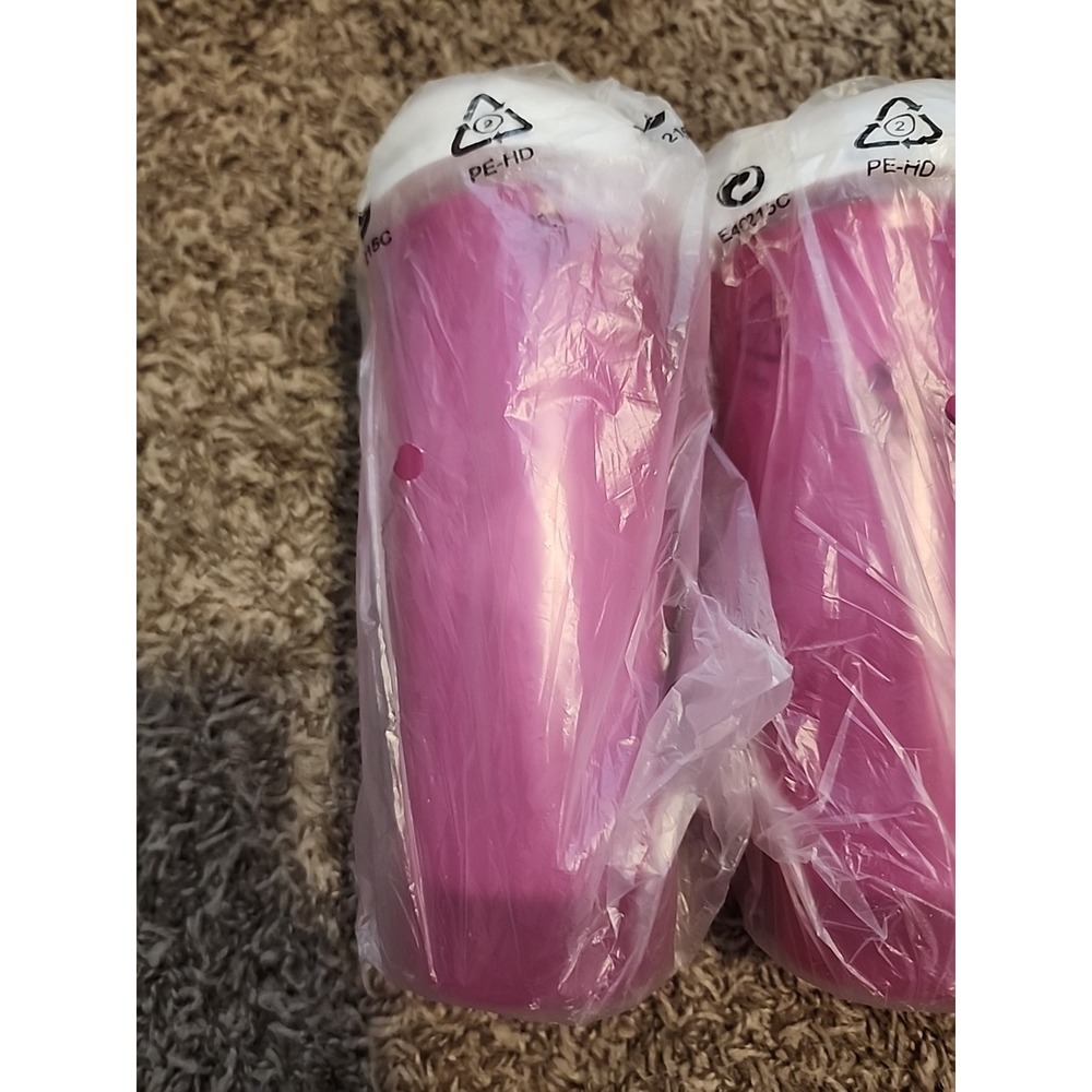 Tupperware Tumblers Summer 16 oz Set of‎ 2 W/Lid Raspberry New!